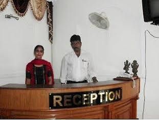 Hotel Neelkanth Lucknow Exterior foto