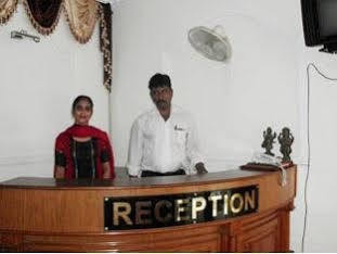 Hotel Neelkanth Lucknow Exterior foto